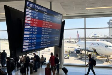 Delta Flight DL275 Diverted to LAX